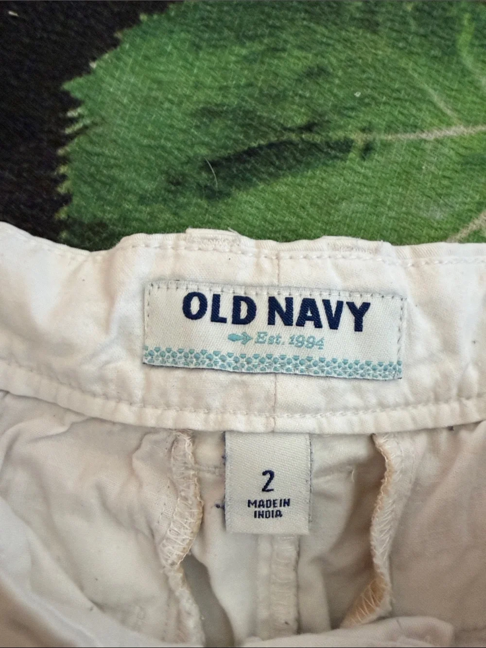 Old Navy Women's Shorts Bundle - Coral, Cream, Navy, Chambray, Slate Blue